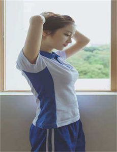 《学院派女神》